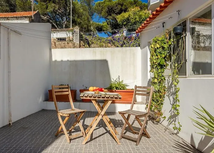 Miramar - Seaside Villa Cascais