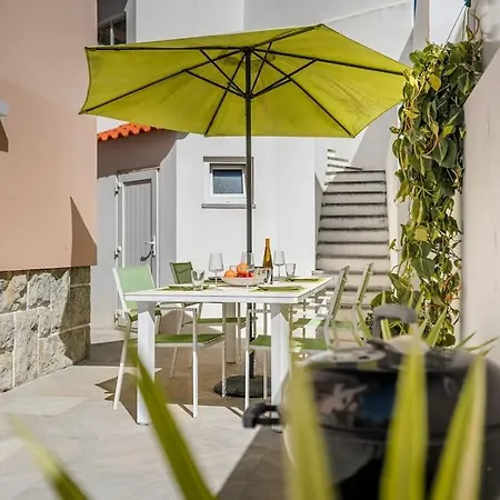 Miramar - Seaside Villa